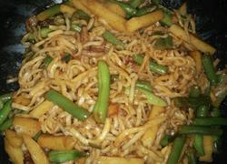 土豆豆角焖面