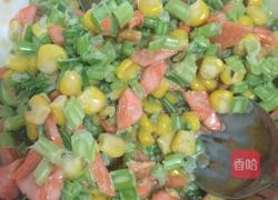 玉米沙拉的做法图解4