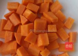 凉拌嫩豌豆的做法图解2