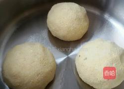 玉米面菜团子。的做法图解8