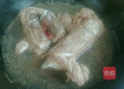 薏米筒骨汤的做法图解2