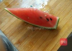 凉拌西瓜皮的做法图解1