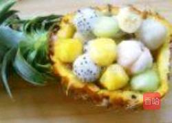 菠船水果沙拉的做法图解3