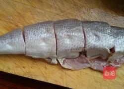 干烧黄鱼。的做法图解1