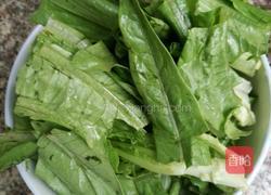 青炒油麦菜的做法图解1