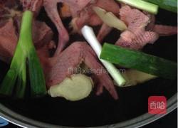 山药鸽子汤的做法图解3