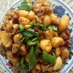 土豆烧肥肠的做法[图]