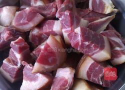 腊猪脚炖海带的做法图解7