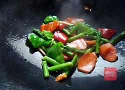 双椒炒芦笋的做法图解5