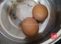 双酱汁鸡蛋的做法图解1