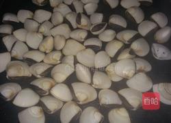 豆腐白贝汤的做法图解2