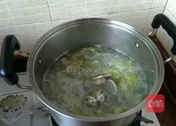 蛤蜊苦瓜汤的做法图解2
