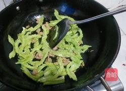 苦瓜炒肉的做法图解4