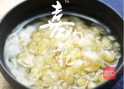 皂角米銀耳羹的做法图解1