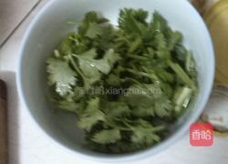 排骨鲜虾粥的做法图解3