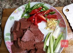 炒猪血的做法图解2