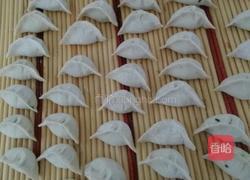 韭菜土豆猪肉水饺的做法图解3