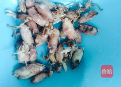 墨鱼仔韭菜苔的做法图解2