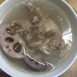 筒骨莲藕汤的做法[图]