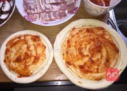 鲜虾培根披萨?的做法图解2