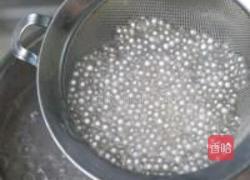 椰汁西米汤圆火龙果盅的做法图解1