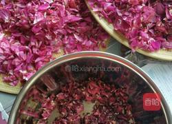 玫瑰花酱的做法图解1