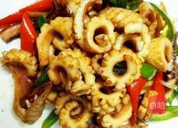 双椒炒鱿鱼的做法图解3