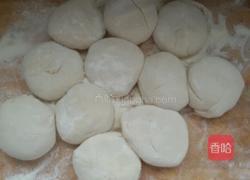 豇豆发面饺。的做法图解3