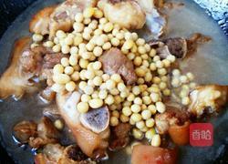 黄豆闷猪脚的做法图解5