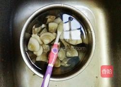 鸡蛋蒸蛤蜊的做法图解1