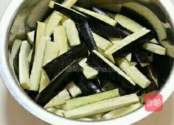 鱼香茄子的做法图解2