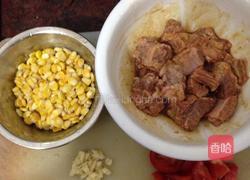 玉米排骨的做法图解1