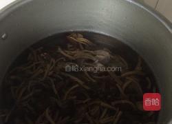 茶树菇筒骨汤的做法图解5