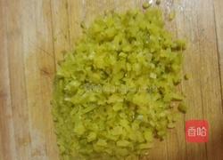 黑木耳毛豆冬瓜馄饨的做法图解2
