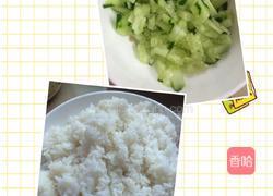 泡菜牛肉粒炒饭的做法图解2