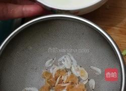 干煸虾皮炒卷心菜的做法图解3