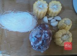 清炖羊肉玉米汤的做法图解1