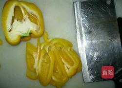 彩椒炒丝瓜（原创）的做法图解1