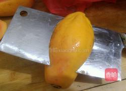 原只木瓜炖银耳百合的做法图解2