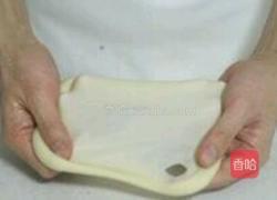 奶香小面包的做法图解2