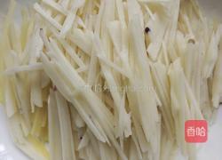 土豆丝蛋饼的做法图解1