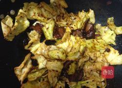 腌肉包菜的做法图解3