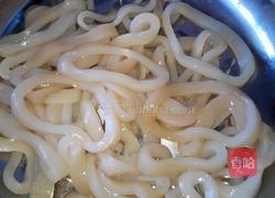 酥香鱿鱼圈的做法图解3