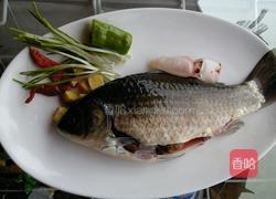 豆瓣鲫鱼的做法图解1