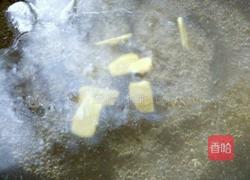 菠菜鸡蛋粥的做法图解3