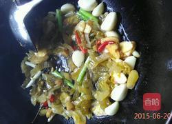 酸菜鲟鱼。的做法图解3