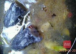 酸菜鲟鱼。的做法图解4