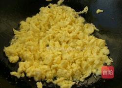 韭菜鸡蛋馅儿水饺的做法图解2