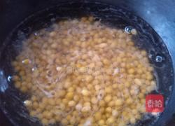 番茄烩黄豆的做法图解2