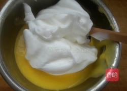 戚风蛋糕的做法图解7